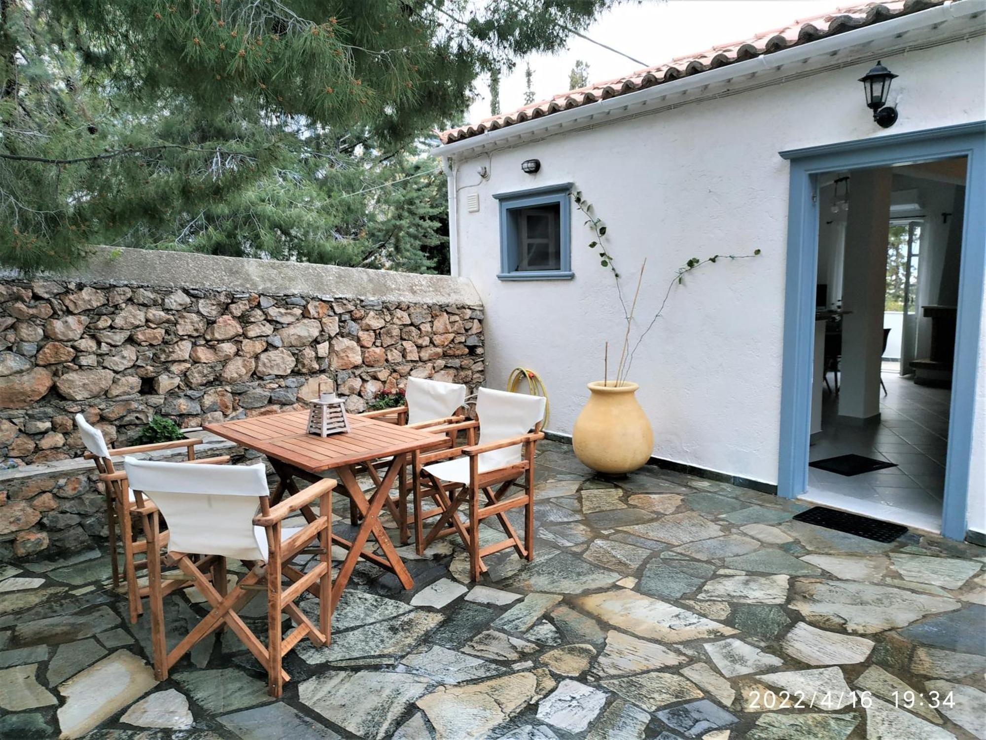 Pine Trees And Sea View Houses In Hydra - Daphne, Chloe, Myrto, Eleni 객실 사진